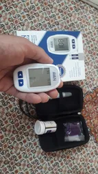 دستگاه تست قند خون آوان مدل AGM01 به همراه 25 عدد نوار تست قند خون