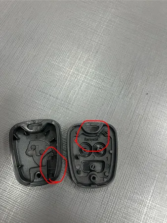 قاب ریموت سوییچ خودرو کروز پلاس مدل سه دکمه مناسب برای دنا