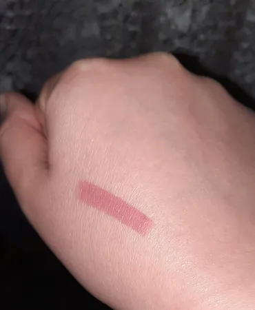 رژ لب مدادی لچیک شماره 04