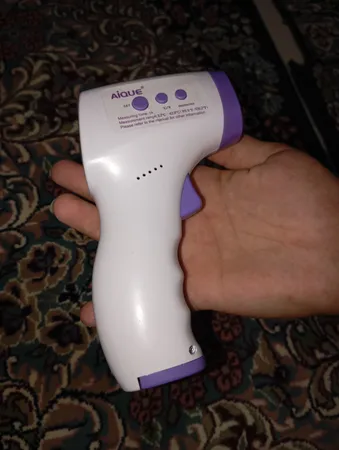 تب سنج لیزری ایک مدل HL-E31