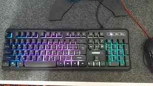 تجریه خرید کیبورد گیمینگ گرین مدل GK601-RGB، سوییچ نیمه مکانیکال، Full-Size، نورپردازی RGB