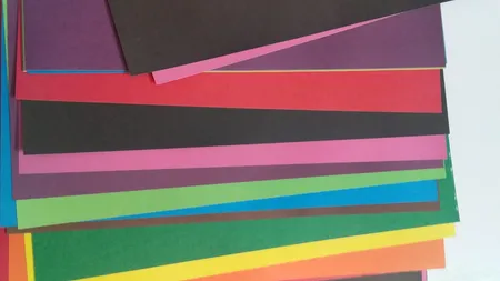 مقوا رنگی کد C4010 سایز 35×25 بسته 40 عددی