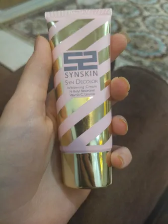 کرم روشن کننده ساین اسکین مدل ساین دیکالر حجم 40 میلی لیتر