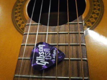 پیک گیتار گیبسون مدل 0.46m