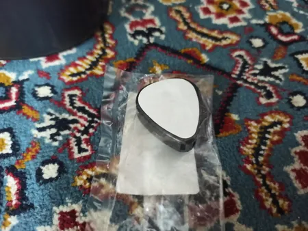 نگهدارنده پیک گیتار مدل نغمه کد 01