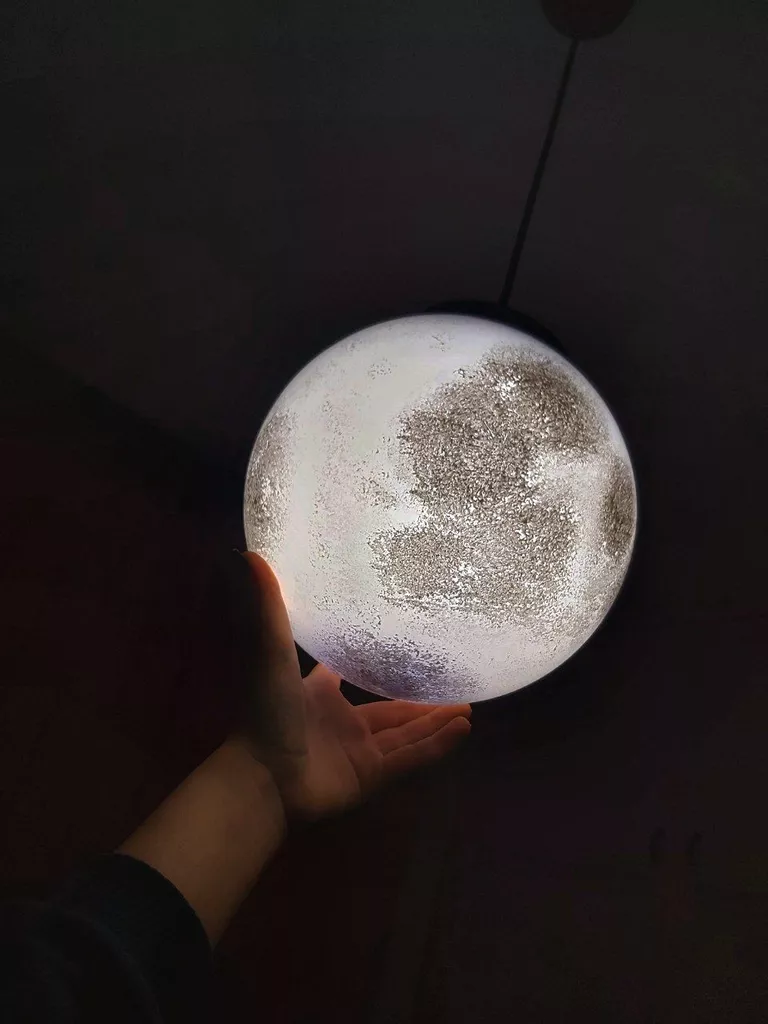 چراغ آویز مدل کره ماه کد 30
