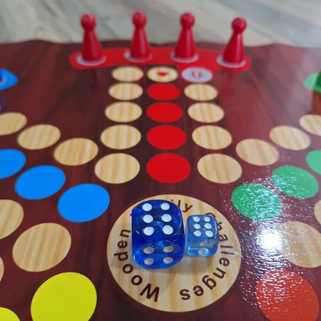 بازی فکری مدل منچ و مارپله کد G1