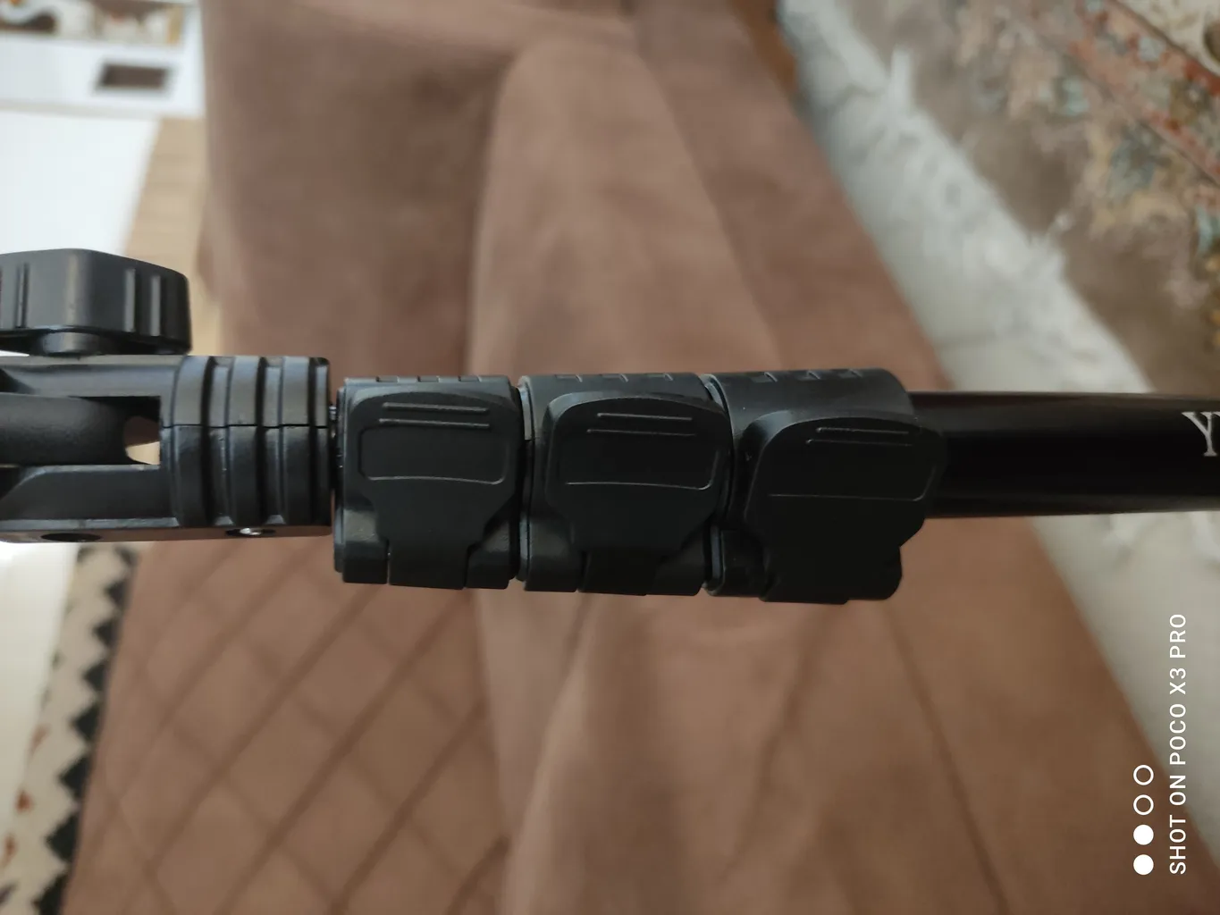 پایه مونوپاد یانتنگ مدل YT-188 به همراه سه پایه