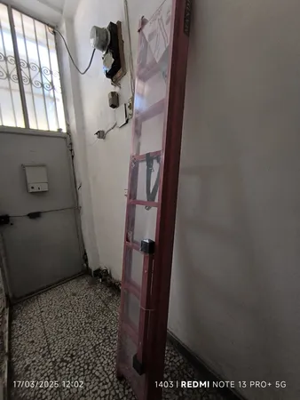 نردبان 18 پله ماندگار مدل صدف به همراه پایه تعادل