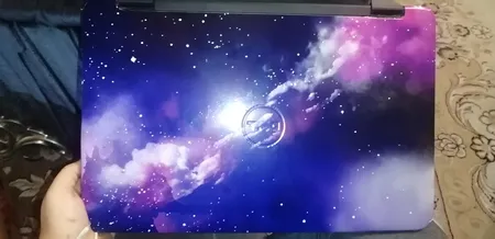 استیکر لپ تاپ طرح spa-ce 09 به همراه برچسب حروف فارسی کیبورد