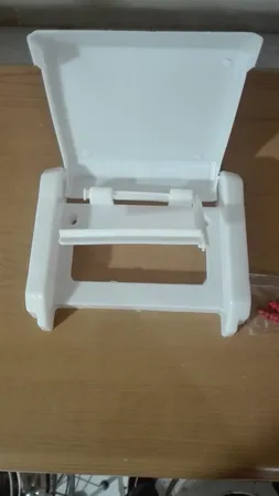 جای دستمال توالت سنی پلاستیک مدل Sarv