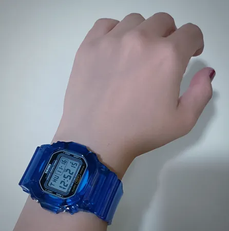 ساعت مچی عقربه ای اسکمی مدل 1999BU