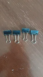 گیره کاغذ دینگ لی مدل DL.0006 سایز 15 میلی متر بسته 12 عددی