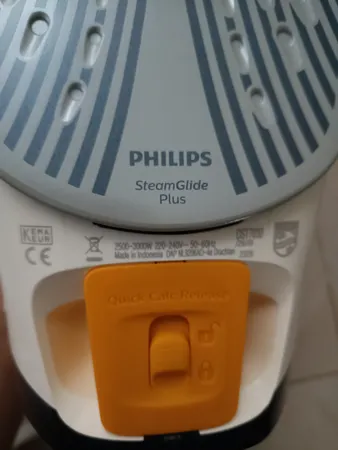 اتو بخار فیلیپس مدل DTS7030