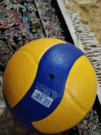 توپ والیبال مدل V200W