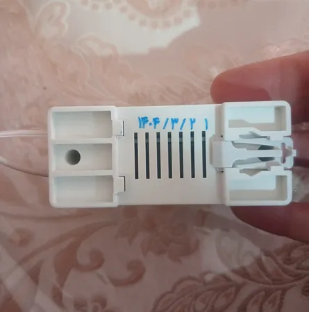 محافظ ولتاژ هوشمند آی سوئیچ مدل ISVAP-1