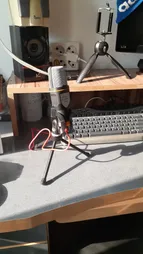 میکروفون ینمای مدل SF-666