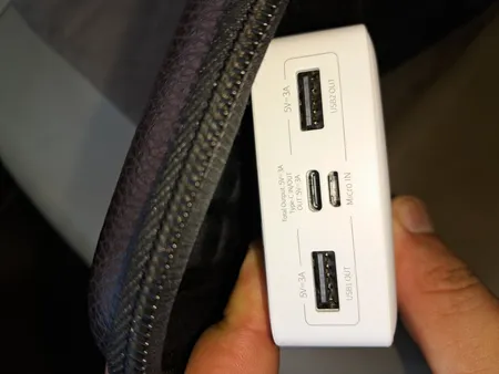 پاوربانک باسئوس مدل PPBD20 ظرفیت 20000 میلی آمپر ساعت