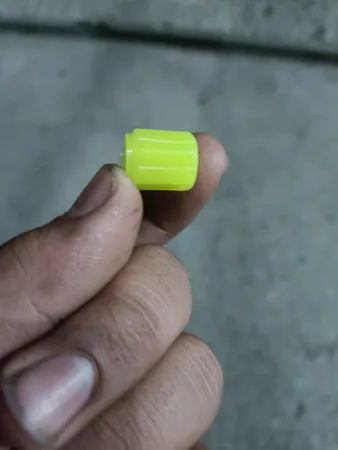 چراغ سر والف لاستیک مدل بدون باتری BE1101-3 بسته 10 عددی