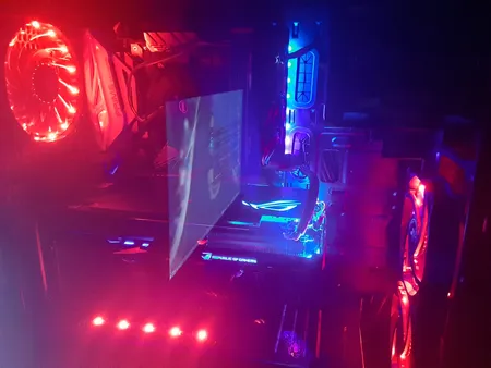 کیس کامپیوتر گیمینگ گرین مدل STRIKER