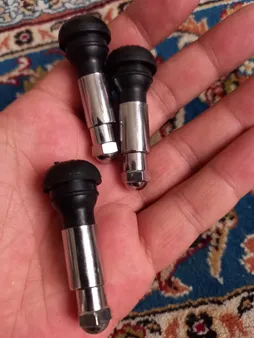 والف لاستیک خودرو مدل TL-Silv بسته 4 عددی