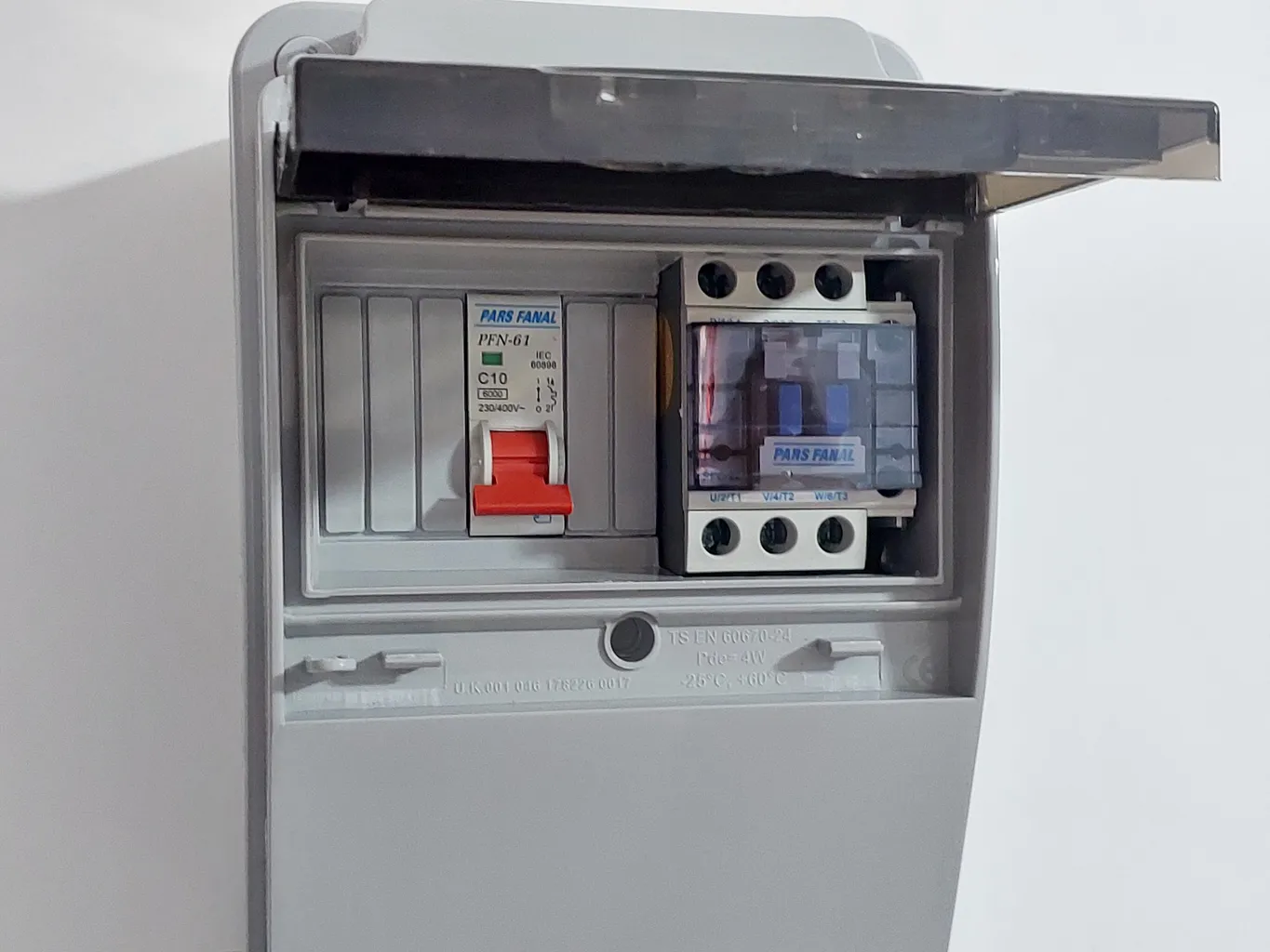 جعبه فیوز 12 عددی مدل TK-MF12