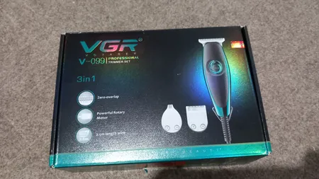 ست ماشین اصلاح موی صورت و بدن وی جی آر مدل V-099