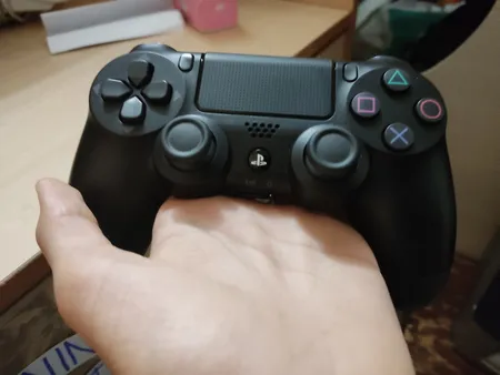 دسته بازی پلی استیشن 4 مدل DUAL SHOCK 4