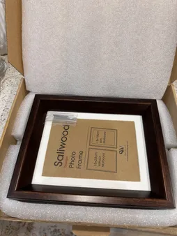 قاب عکس سالی وود مدل ۲۰۸  کد FPBEG-33B-1520-101 سایز 16×21 سانتی متر