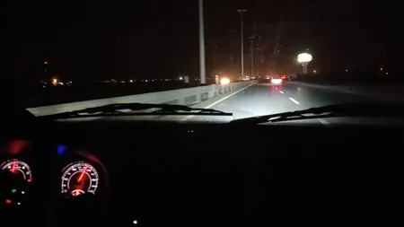 لامپ هدلایت خودرو مدل D9H7 بسته 2 عددی