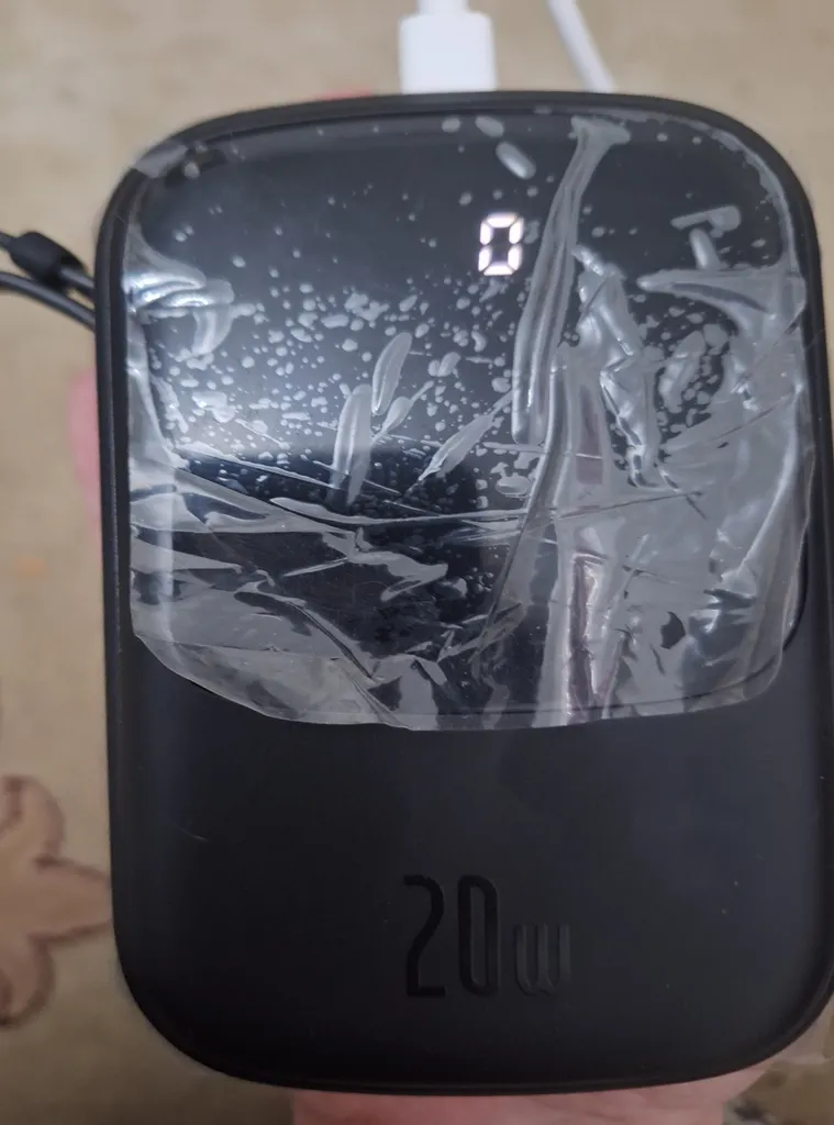 پاوربانک بیسوس مدل Qpow pro ظرفیت 20000 میلی آمپر ساعت