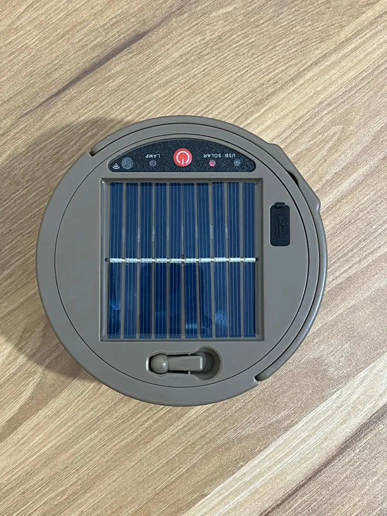 چراغ اضطراری کمپینگ لایت مدل SOLAR PANEL20 با نور چند رنگ