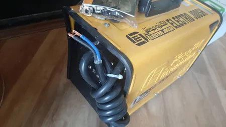 دستگاه جوش 200 آمپر صنایع جوش و برش الکتروجوش اصفهان کرمانی مدل TRNS200