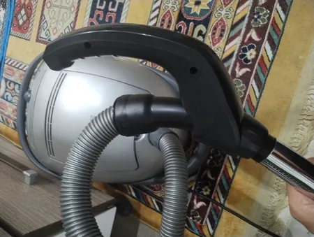 زانویی جاروبرقی مدل رویال مناسب برای جاروبرقی بوش 2000