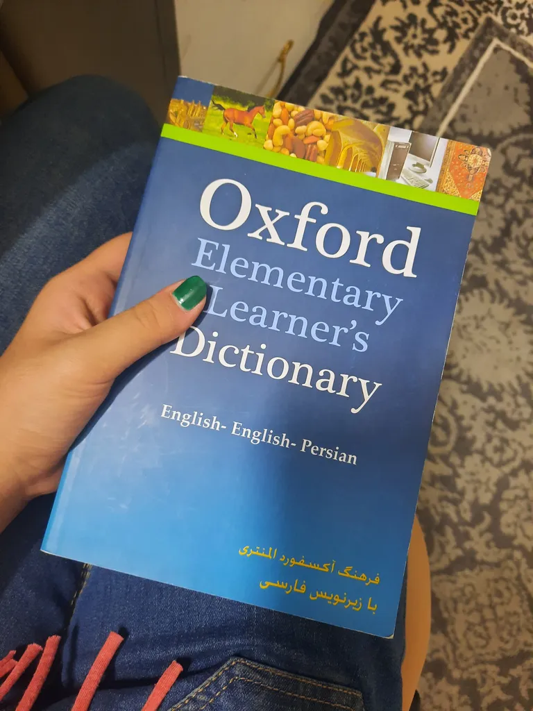 کتاب Oxford Elementary Learner&amp;#39;s Dictionary با زیرنویس اثر جمعی از نویسندگان انتشارات هدف نوین