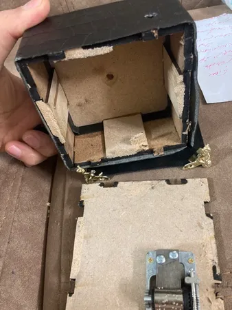 جعبه موزیکال نارسی گیفت مدل گل جاودان ملودی های عاشقانه کد213