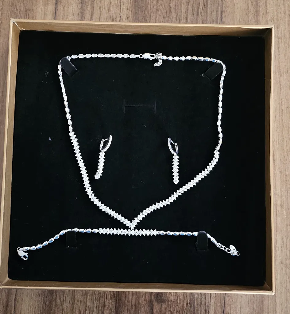 نیم ست نقره زنانه جی تی ای مدل جی نایس 28