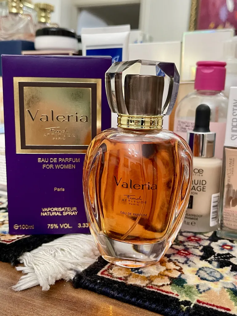 ادو پرفیوم زنانه فرنچ اتیتود پاریس مدل والریا حجم 100 میلی لیتر