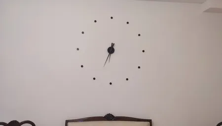 ساعت دیواری اِلِنسی مدل Dot