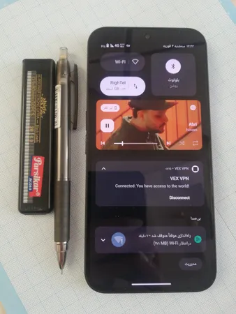 گوشی موبایل ناتینگ مدل Phone 2a دو سیم کارت ظرفیت 256 گیگابایت رم 12 گیگابایت