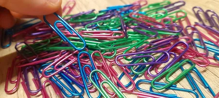 گیره کاغذ پنتر مدل متالیک سایز 28 میلی متر