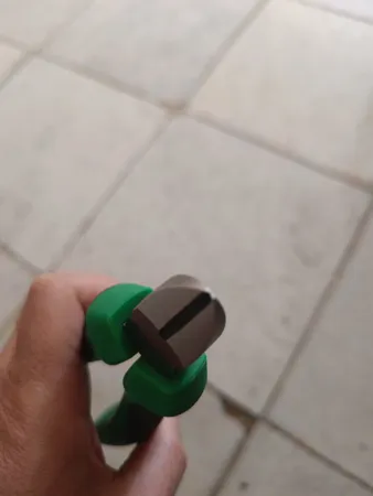 انبر سیم چین تاپ تول مدل DEBB2206B سایز 6 اینچ