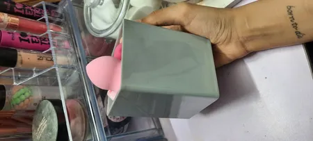 استند لوازم آرایشی مدل M