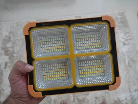 نورافکن دستی مدل سولار خورشیدی IP66 کد 100X