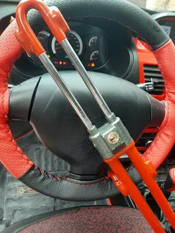 قفل فرمان خودرو لوکمس مدل LM-21