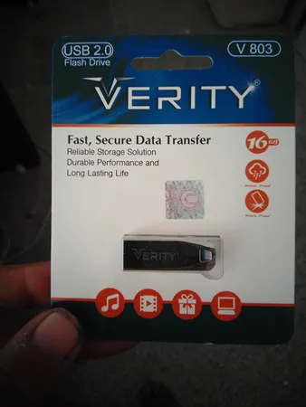 فلش مموری وریتی مدل V803 ظرفیت 16 گیگابایت