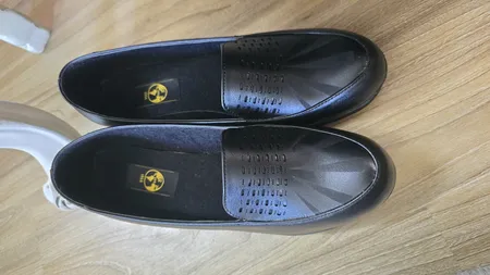 کفش طبی زنانه سیی مدل پارازین کد 1772