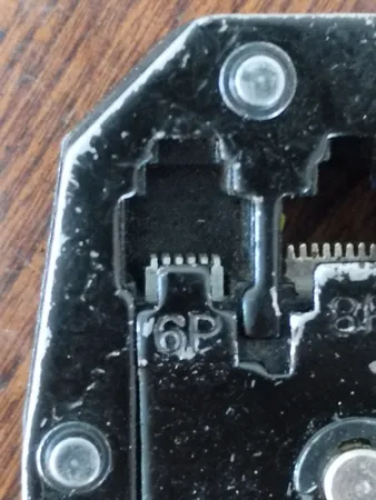 سوکت زن شبکه رونیکس مدل RH-1830