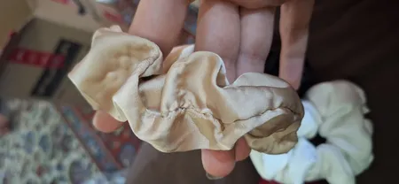 کش مو زنانه مدل اسکرانچی ساتن بسته 4 عددی