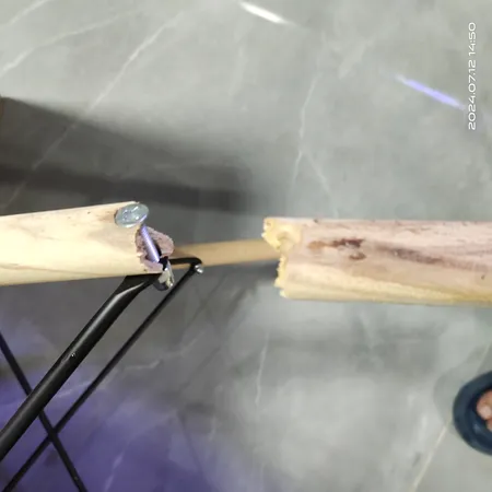 میز و صندلی ناهارخوری چهار نفره مدل الماس فایبرگلاس پایه ایفلی MM